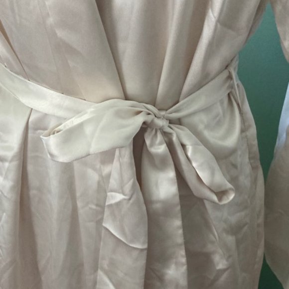 Victoria's Secret Vintage Full Length Robe - Picture 5 of 9